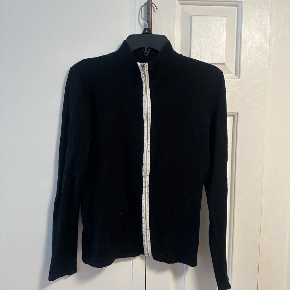 Black and White Women's Sweater